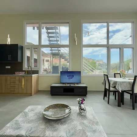 Rodia 1 Apartment Pteleos